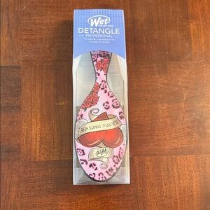 Wet Brush Pro Detangle Professional No Snags No Tangles Brush Red Heart